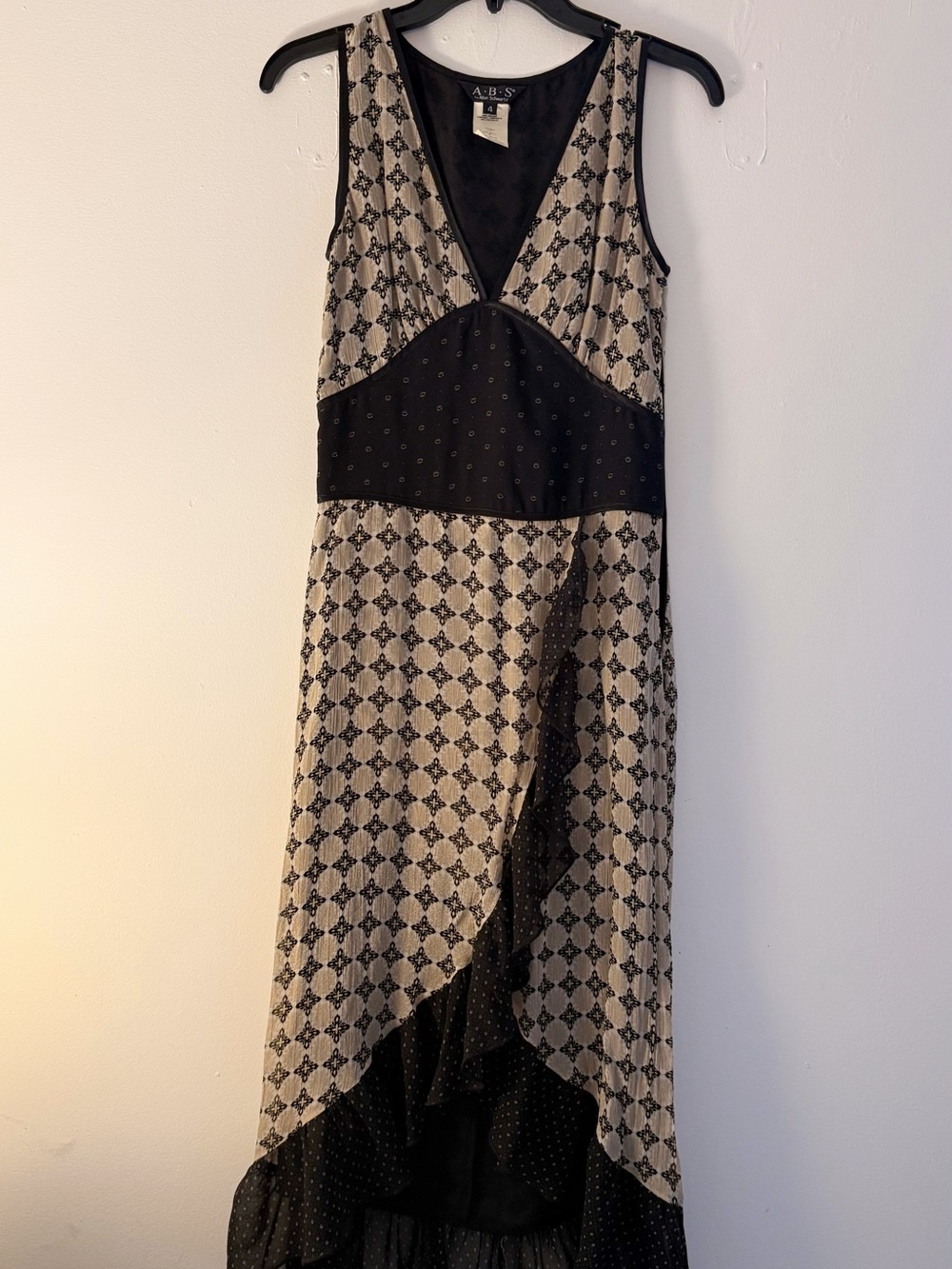 Allen B. by Allen Schwartz Black and Cream Patterned V-Neck Maxi Vintage Dress